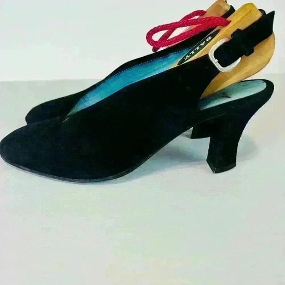Thierry Rabotin Suede Slingbacks - Picture 3 of 9